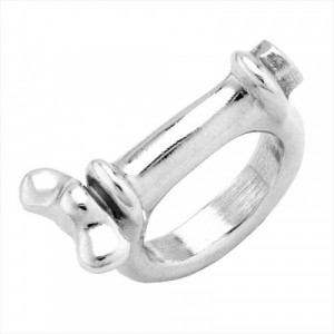 Anillo grillete, bañado en plata. Uno de 50