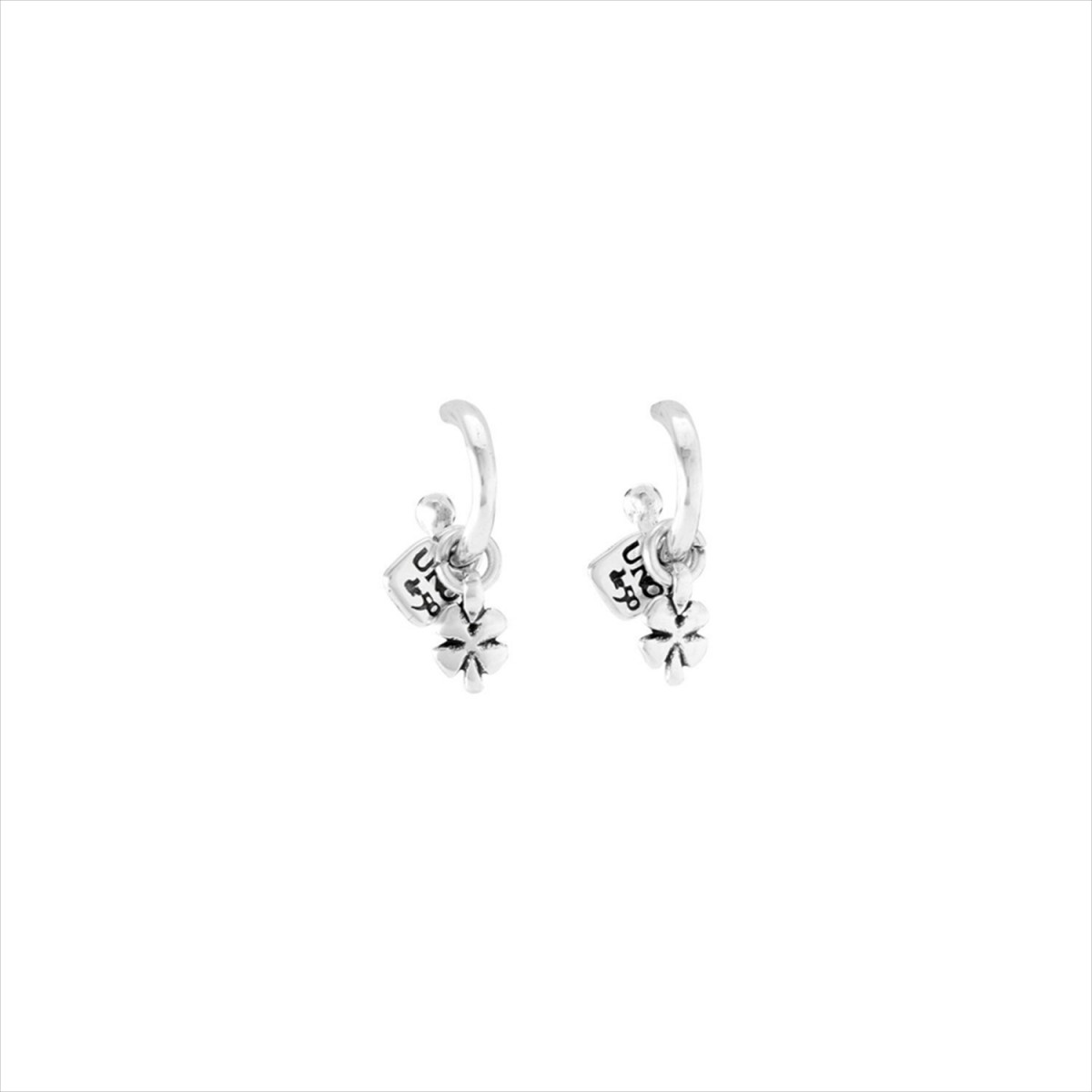 Pendientes Deseame suerte. Aros con charm colgante trébol. Metal bañado en plata. Uno de 50
