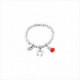 Pulsera Amuleto. Charms colgantes, herradura de la suerte, detalle color rojo. Metal bañado en plata. Uno de 50
