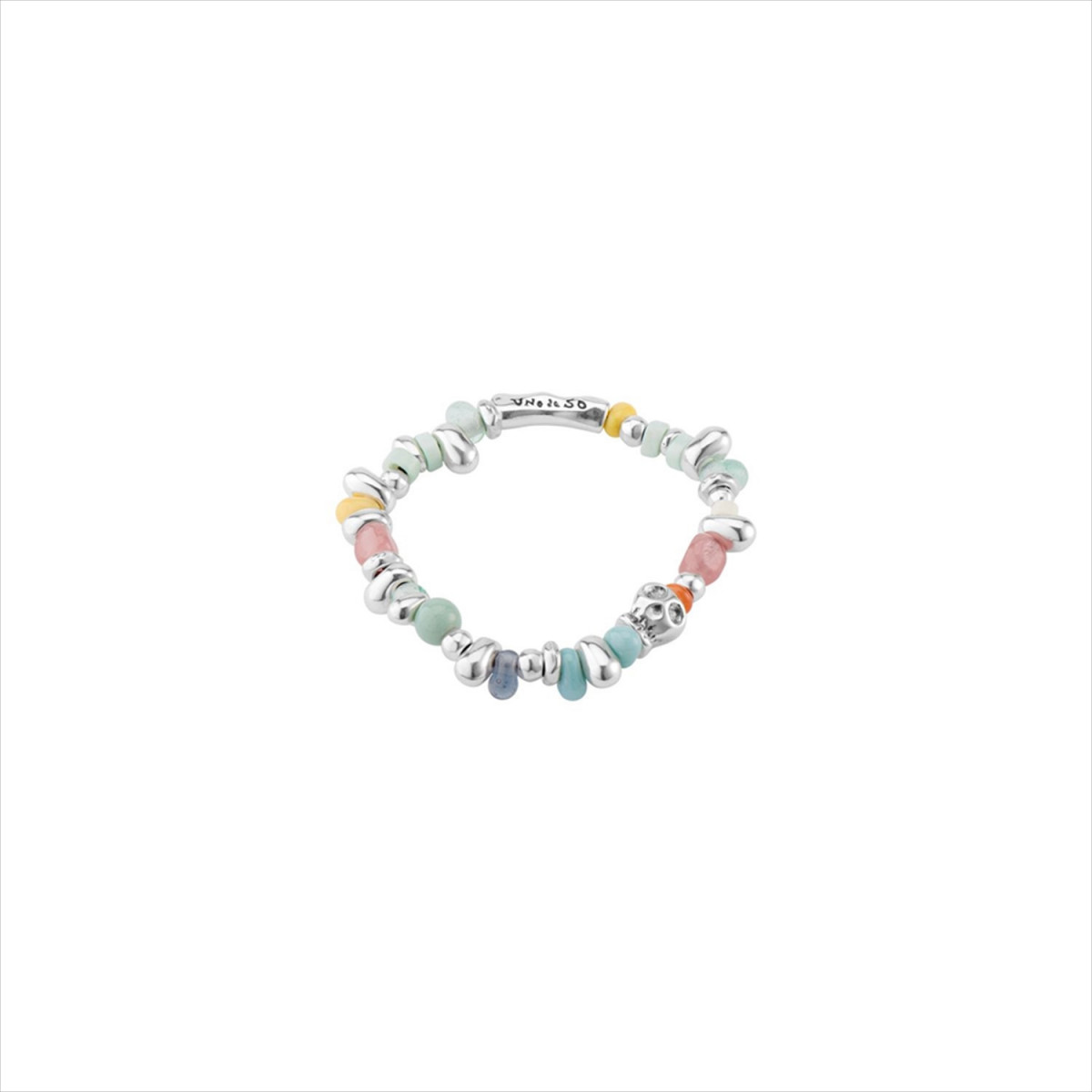 Pulsera Alhaja. Metal bañado en plata con cristales pastel, detalle charm calavera. Uno de 50