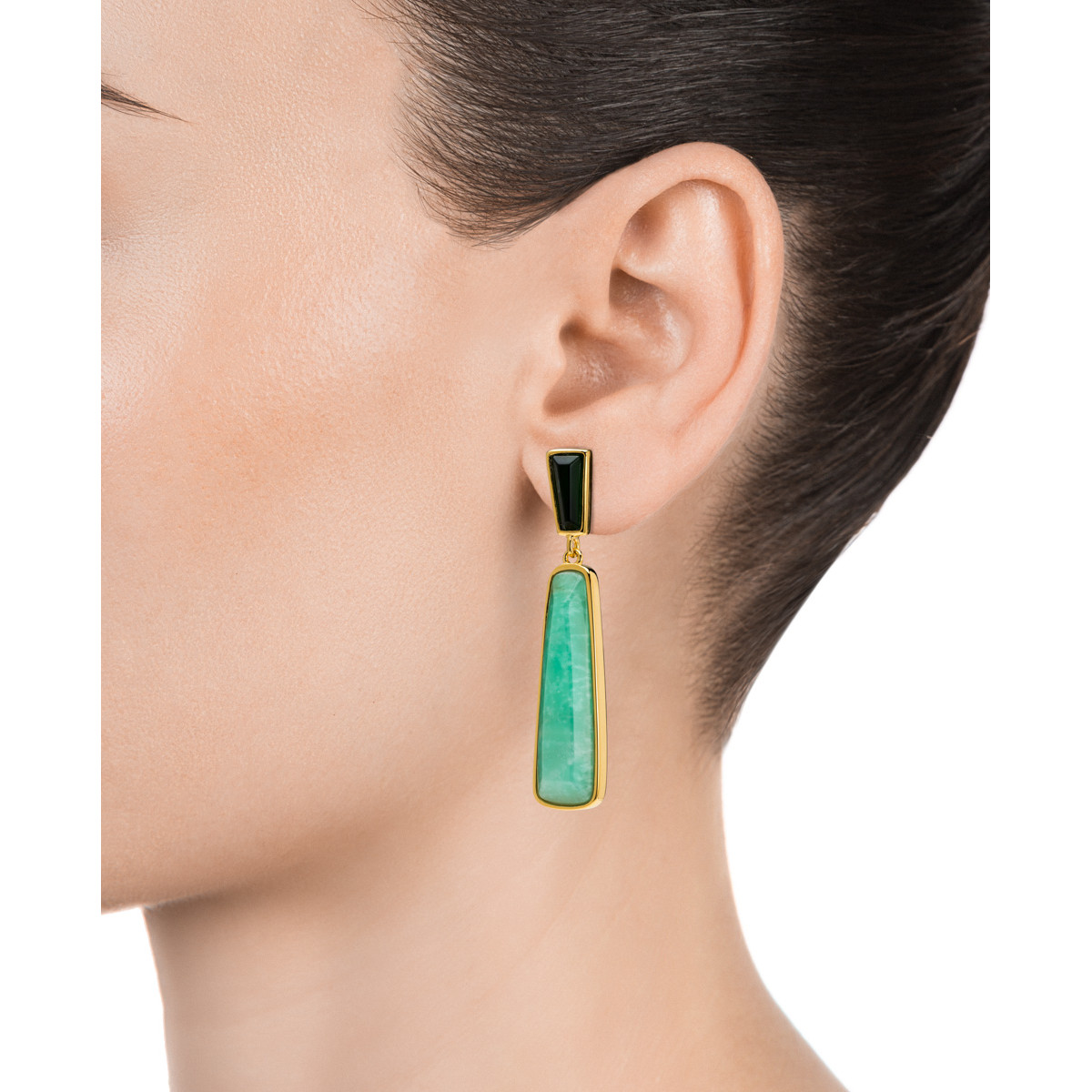 Pendientes Viceroy Elegant de plata de ley 925 bañados en oro. Con cristal verde en la parte superior y piedra amazonita natural