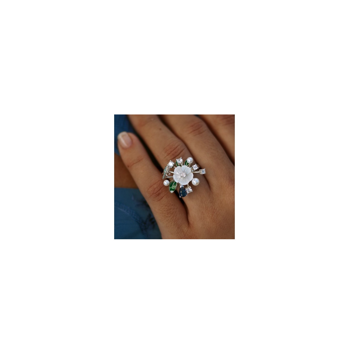 ANILLO PLATA RAMO MARIPOSA FLOR NÁCAR, PIEDRA AZUL, CIRCONITA BLANCA, PERLA. LINEARGENT