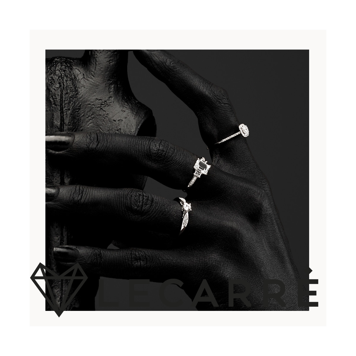 Anillo Oro Destiny Oro Blanco Diamantes y Topacios. LeCarré