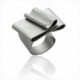 Anillo de plata rodiado ancho con pliegues