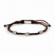 Pulsera de hilo marrón con tres motivos de plata. Promojoya