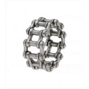 Anillo de acero con forma de cadena. Talla: 24. Liska
